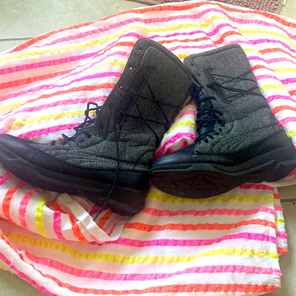 Puma boots